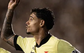 Vasco vence reservas do Cruzeiro e 'foge' do Z4 do Brasileiro