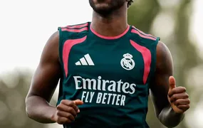 Vini Jr aceita proposta de renovação contratual com o Real Madrid