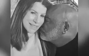 Viúva de Rick se despede do cantor após 42 anos juntos: 'O amor da minha vida'