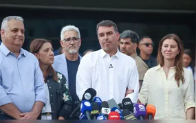 STF nega ter ordenado buscas em endereços de Flávio Bolsonaro