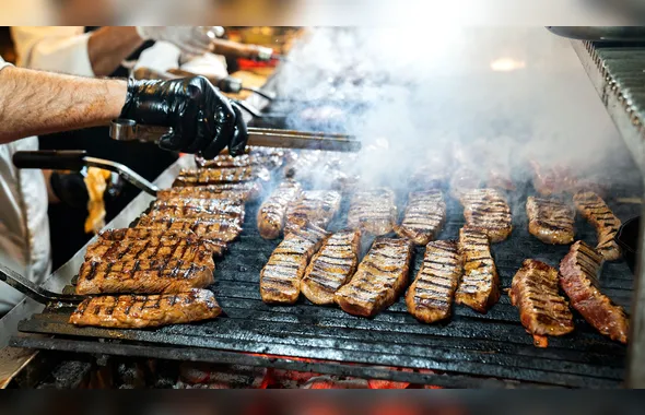 10 melhores restaurantes de São Gonçalo para levar o paizão no Dia dos Pais, segundo plataforma de avaliações