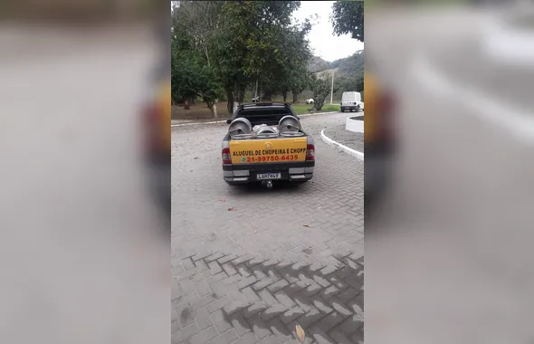 Empreendedor foge por buraco de ar-condicionado após ser feito refém em falsa entrega de chope