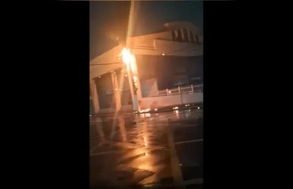 Incêndio em poste durante a madrugada foi responsável pela falta de energia em Niterói