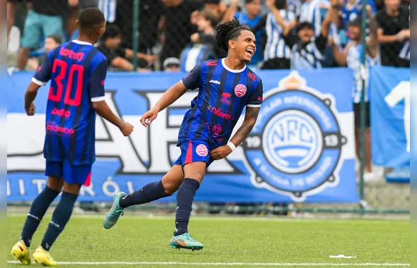 Niteroiense vence Audax/RJ em casa e volta à liderança na Série B1 de futebol do Estado do Rio
