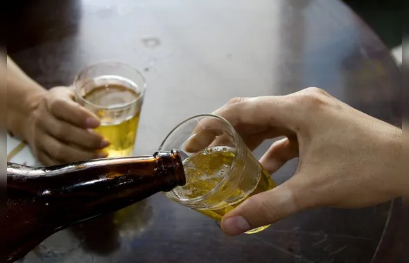 Pode ou não beber no dia da eleição? Entenda como funciona em caso de restrição