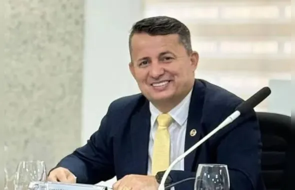 Vereador de Tanguá, Sandrinho do Som, é assassinado a tiros no Centro do município