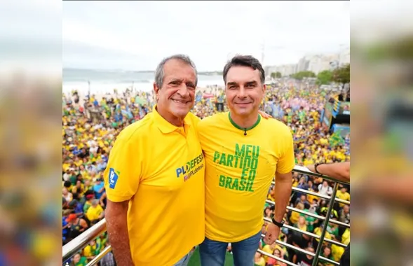 Valdemar Costa Neto critica carta de Flávio Bolsonaro e tenta conter crise no PL
