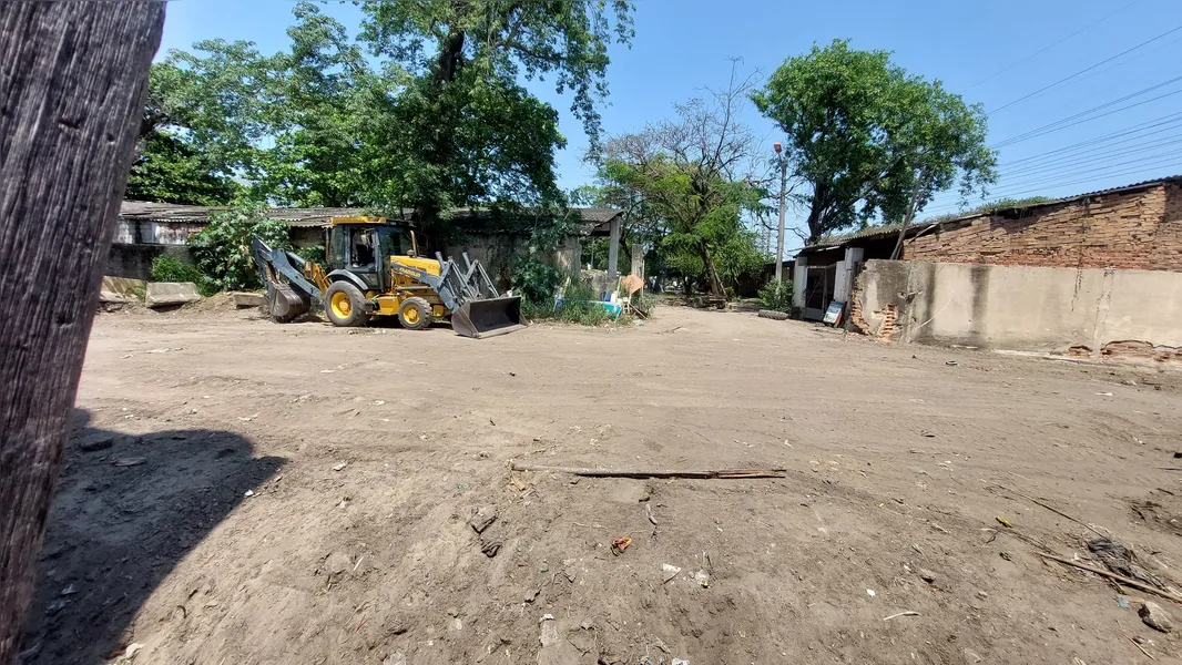 Casal de idosos denuncia consequências de obras na rodovia estadual em Santa Luzia, SG