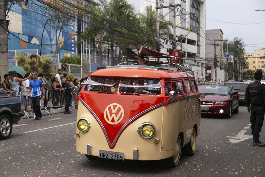 Cidade de São Gonçalo comemora aniversário de 134 anos com desfile grandioso