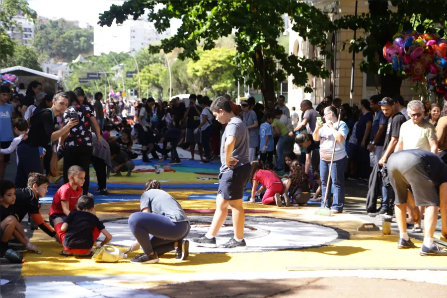 Corpus Christi em Niterói: mais de 8 mil fiéis são esperados para celebrar a Santa Missa Solene