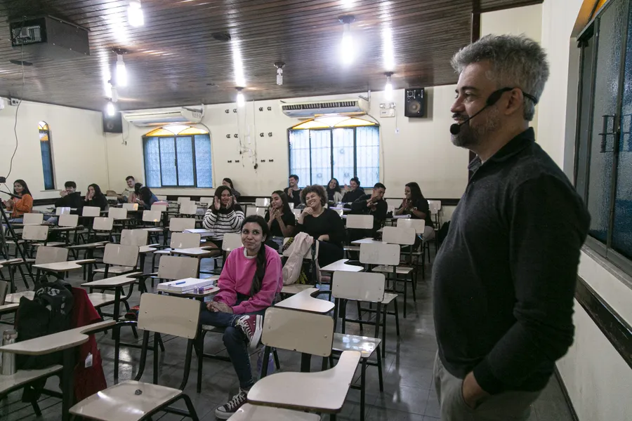 Eles fazem História: Provedor de sonhos, Vitor Quintan deixa sua marca na vida de jovens através da educação