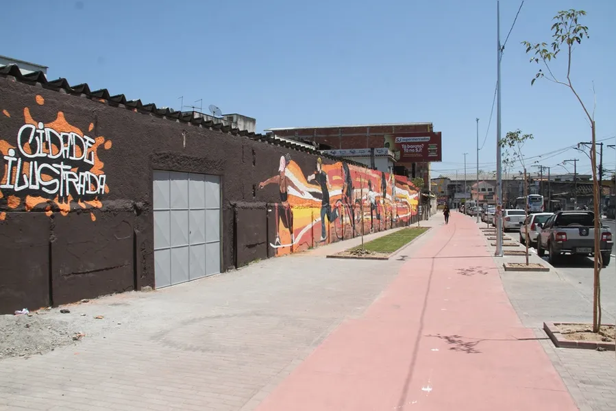 Painéis do Cidade Ilustrada já transformam Centro de São Gonçalo