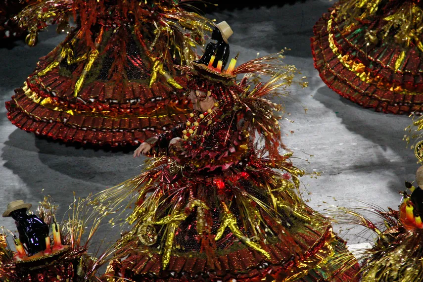 Fotos - Veja o desfile da Unidos do Viradouro