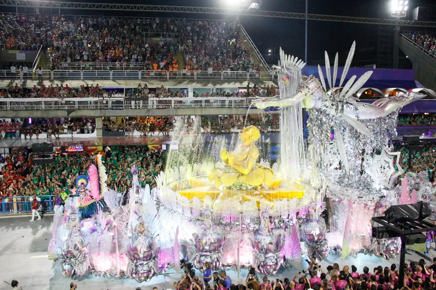 Fotos - Veja o desfile da Unidos do Viradouro