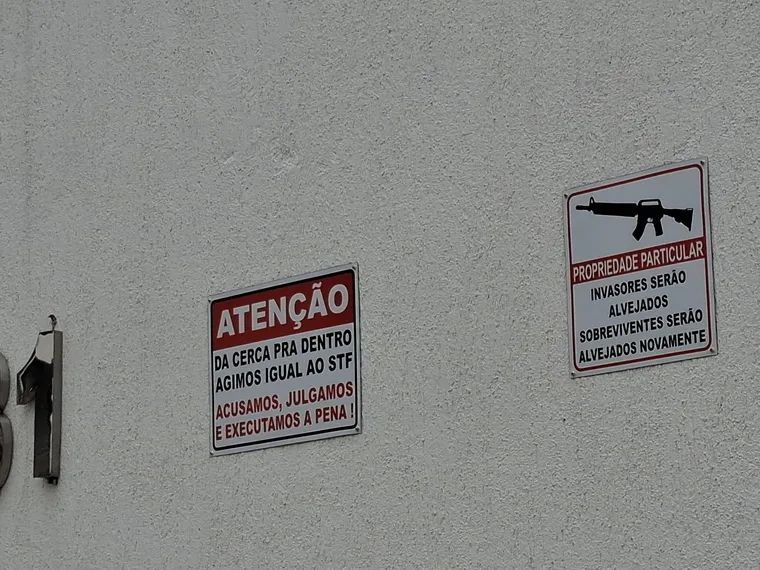 Líder de esquema de anabolizantes ilegais é preso em casa com placas ameaçadoras em SG