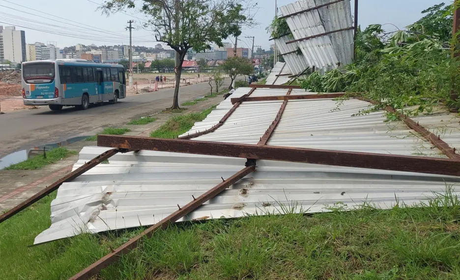 O dia seguinte ao caos: Niterói amanhece revirada após tempestade