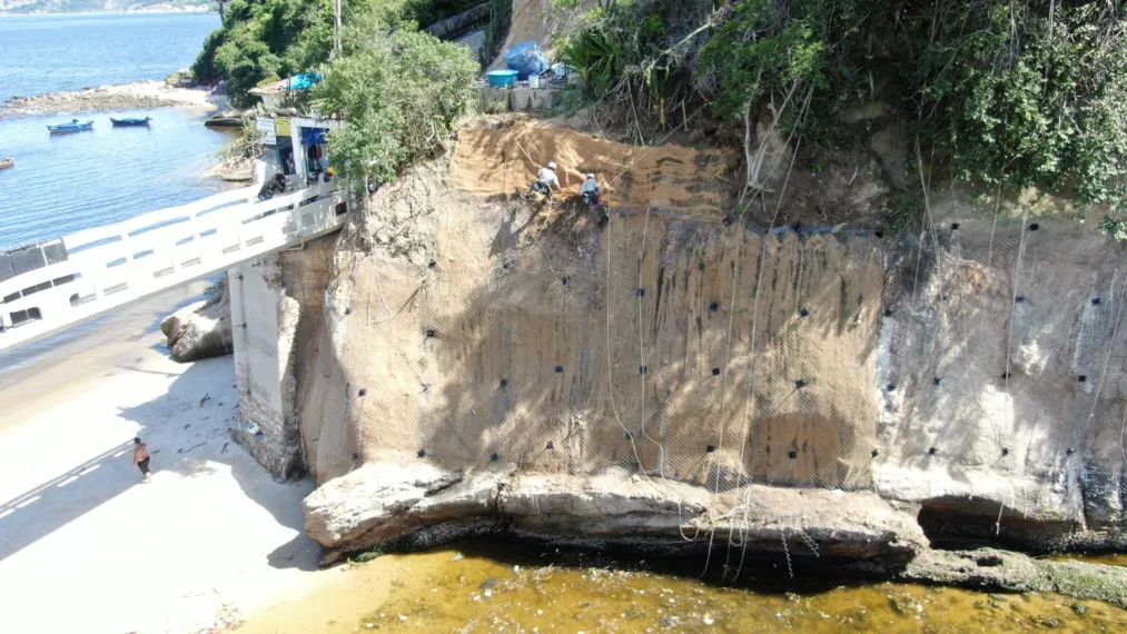 Prefeitura de Niterói realiza obras estruturantes em toda a cidade