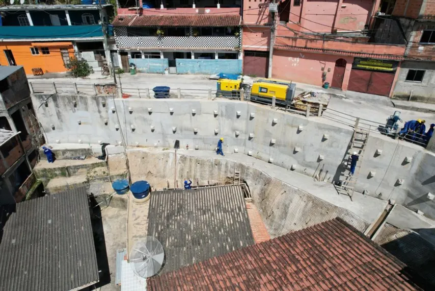 Prefeitura de Niterói realiza obras estruturantes em toda a cidade