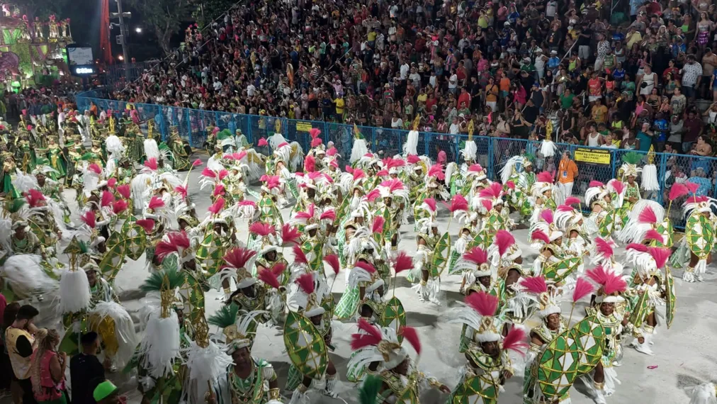 Mangueira faz de seu Carnaval um festejo da ancestralidade africana