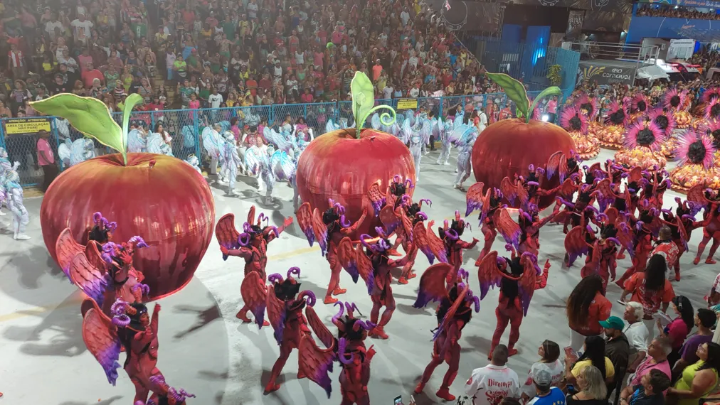 Salgueiro sonha com Paraíso, mas dificuldades no desfile infernizam escola