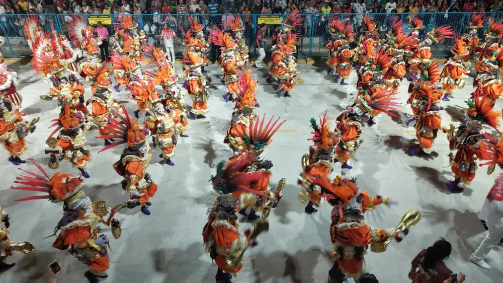 Salgueiro sonha com Paraíso, mas dificuldades no desfile infernizam escola