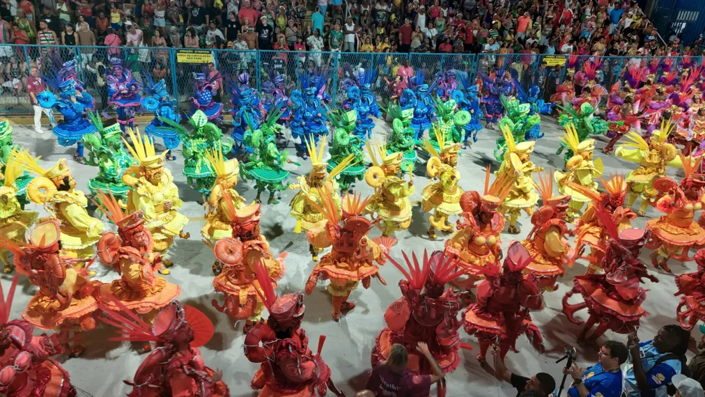 Salgueiro sonha com Paraíso, mas dificuldades no desfile infernizam escola