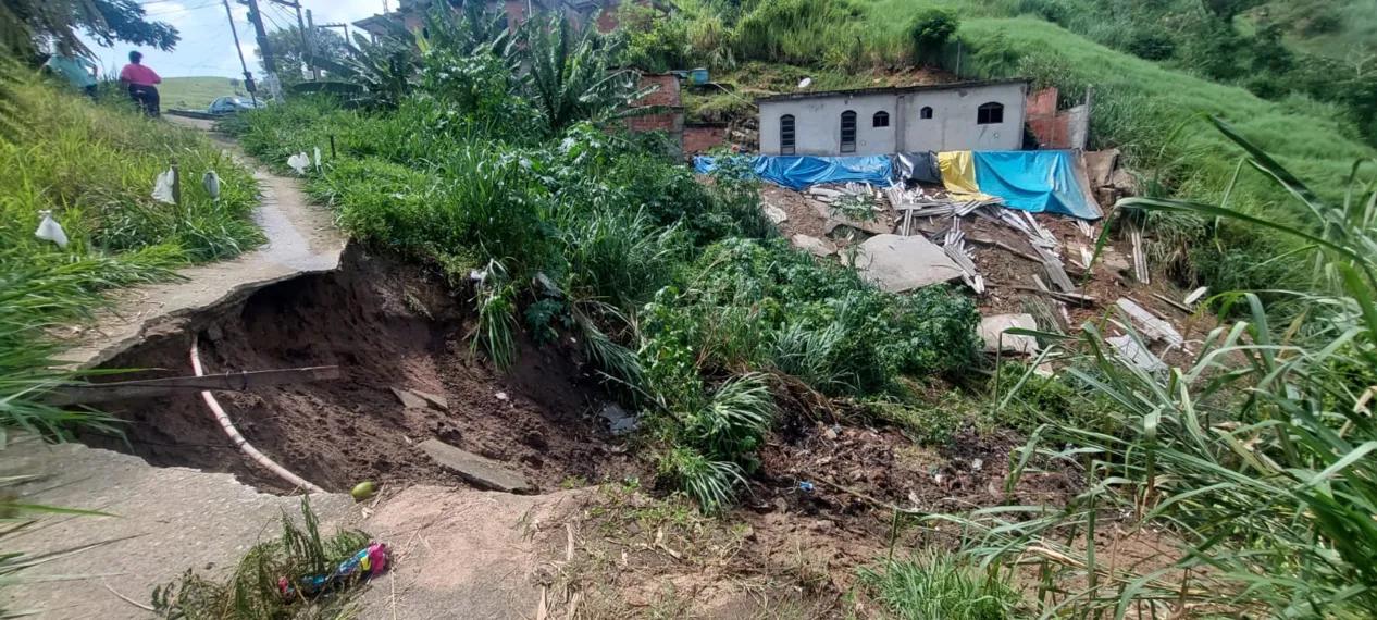 Moradores do Zumbi ainda sofrem por conta das chuvas