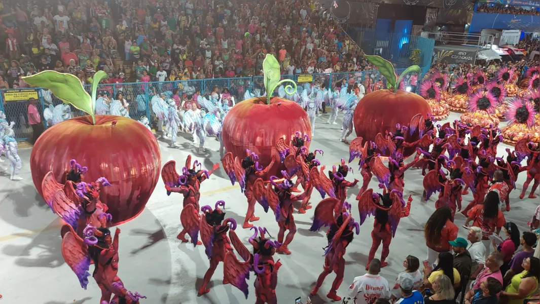 Salgueiro sonha com Paraíso, mas dificuldades no desfile infernizam escola