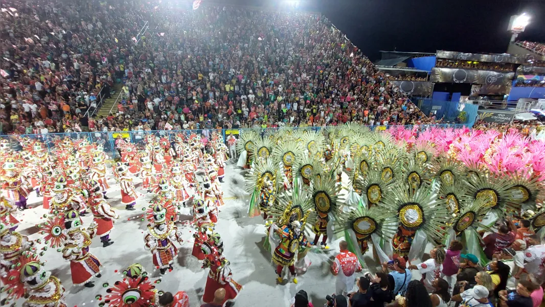 Salgueiro sonha com Paraíso, mas dificuldades no desfile infernizam escola