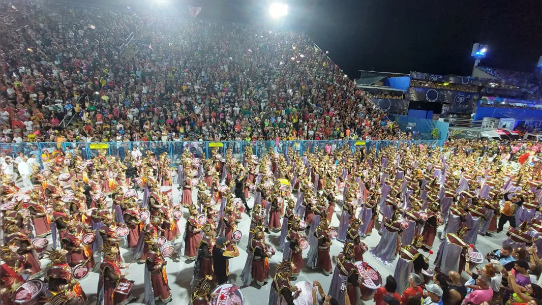 Salgueiro sonha com Paraíso, mas dificuldades no desfile infernizam escola