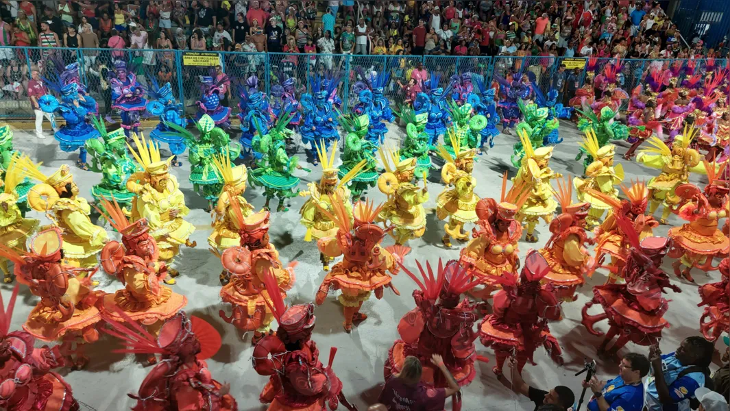 Salgueiro sonha com Paraíso, mas dificuldades no desfile infernizam escola