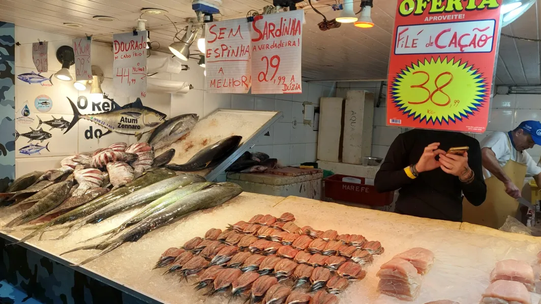 Mercado São Pedro tem grande movimento nesta Sexta-feira Santa