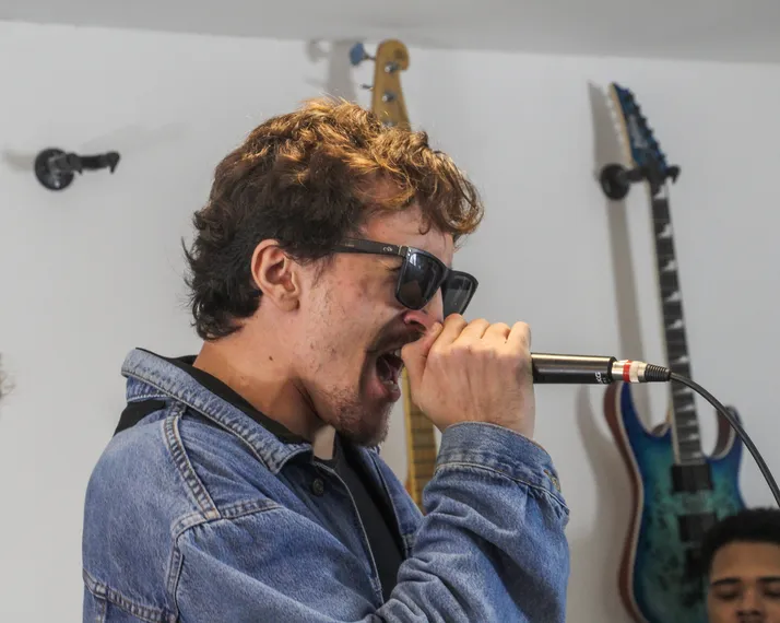 Dia Mundial do Rock: banda de Niterói tem missão de fortalecer o rock autoral na região