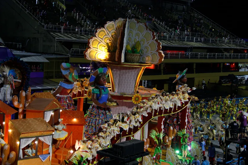 Fotos - veja o desfile da Acadêmicos de Niterói
