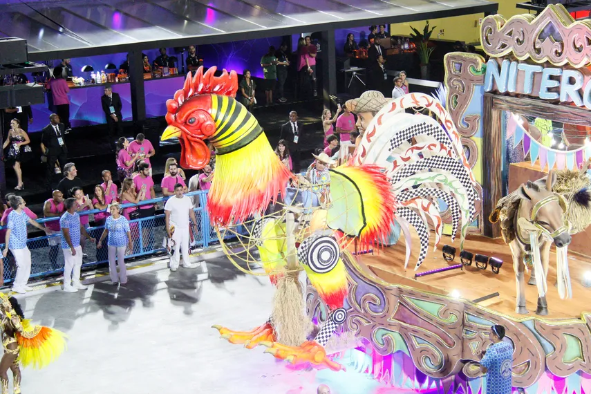 Fotos - veja o desfile da Acadêmicos de Niterói