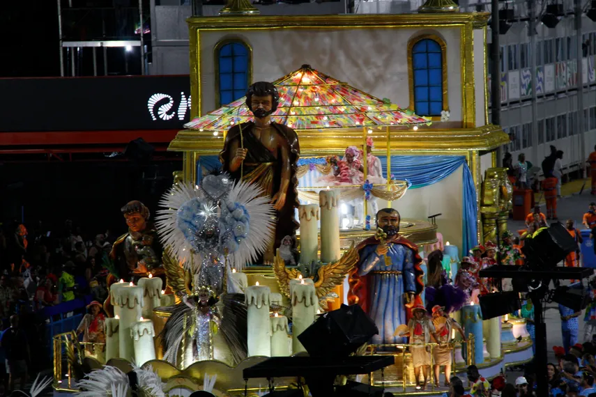 Fotos - veja o desfile da Acadêmicos de Niterói