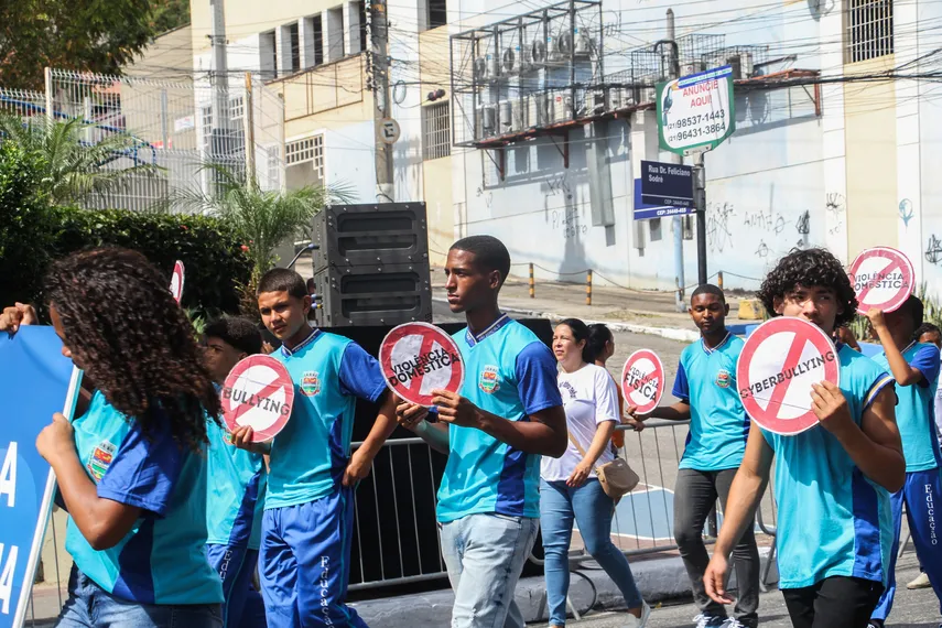 Galeria de fotos: Confira em detalhes o desfile pelos 135 anos de São Gonçalo