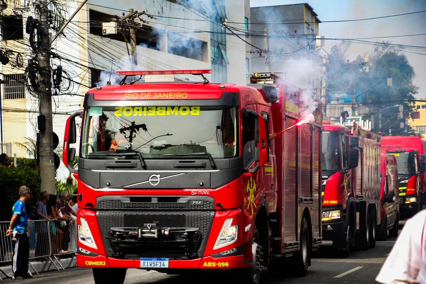 Galeria de fotos: Confira em detalhes o desfile pelos 135 anos de São Gonçalo