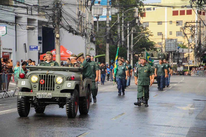 Galeria de fotos: Confira em detalhes o desfile pelos 135 anos de São Gonçalo