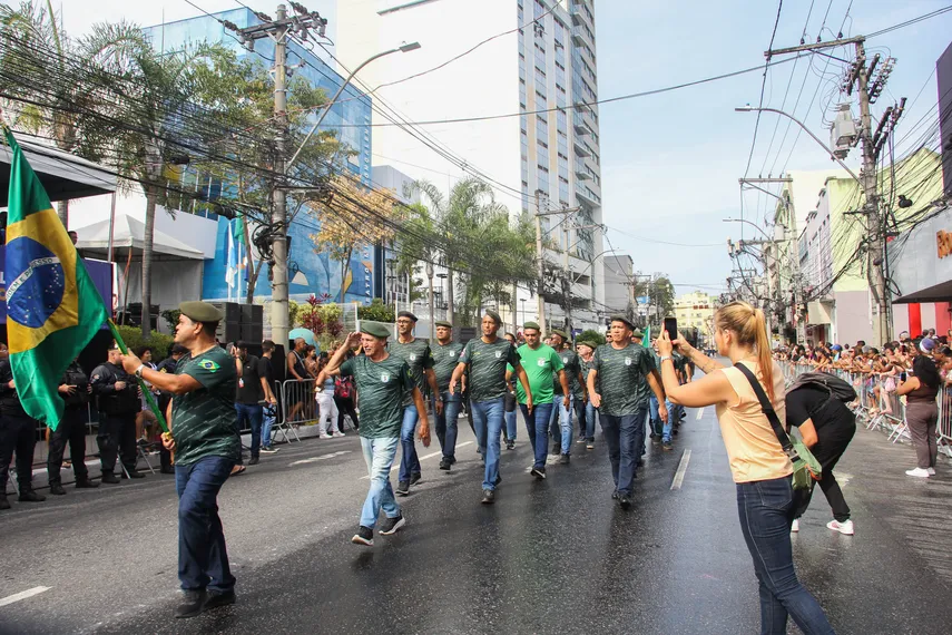 Galeria de fotos: Confira em detalhes o desfile pelos 135 anos de São Gonçalo