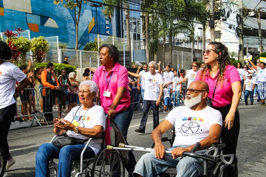 Galeria de fotos: Confira em detalhes o desfile pelos 135 anos de São Gonçalo