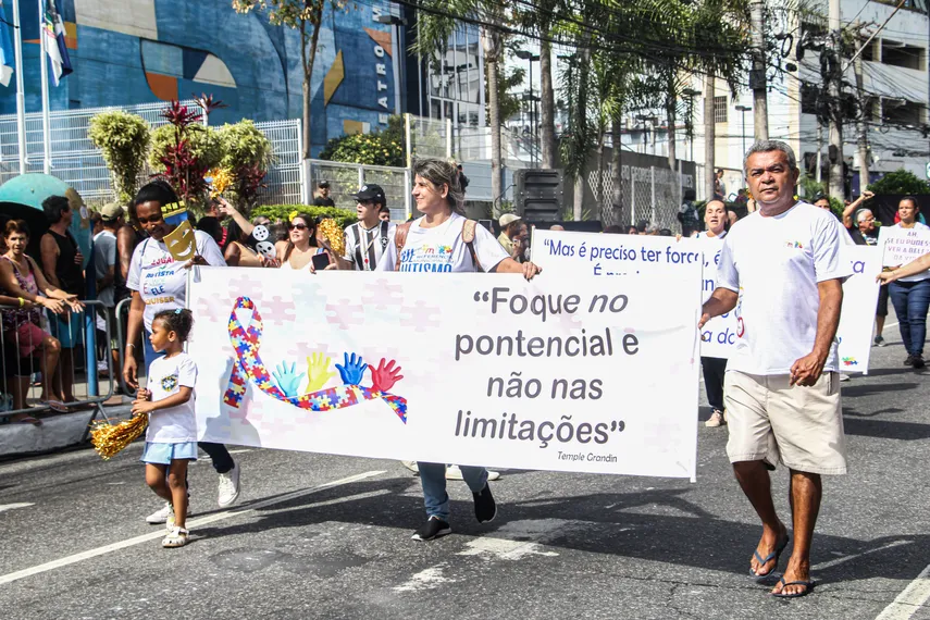 Galeria de fotos: Confira em detalhes o desfile pelos 135 anos de São Gonçalo