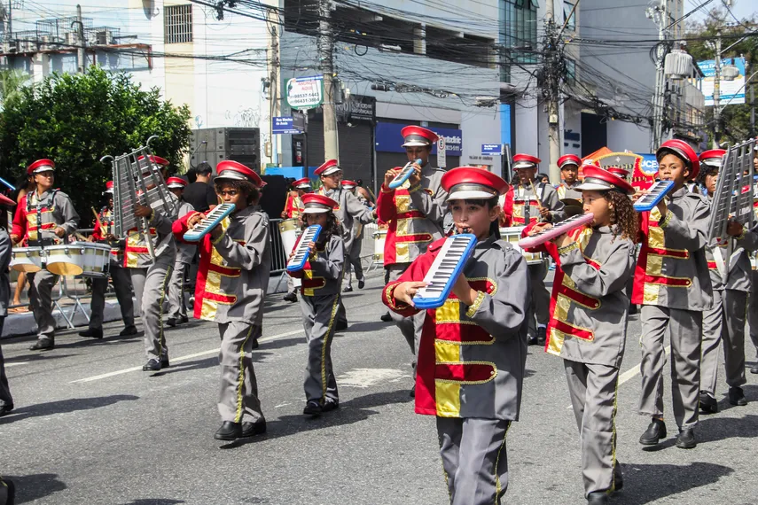 Galeria de fotos: Confira em detalhes o desfile pelos 135 anos de São Gonçalo
