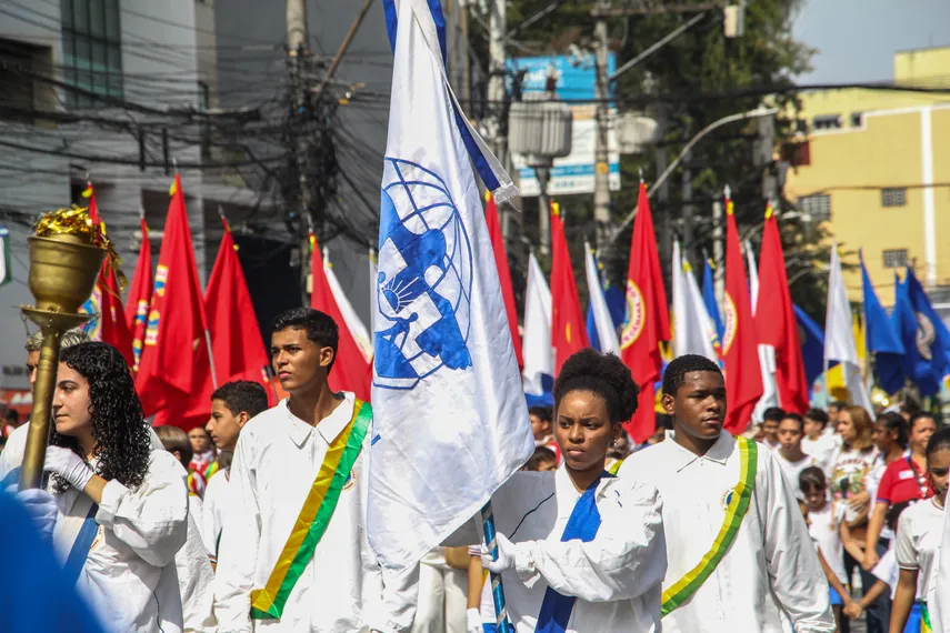 Galeria de fotos: Confira em detalhes o desfile pelos 135 anos de São Gonçalo