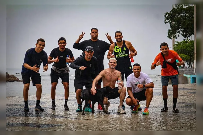 Motivação e combate à ansiedade: gonçalense "viraliza" com vídeos motivacionais de corridas pelas ruas da cidade
