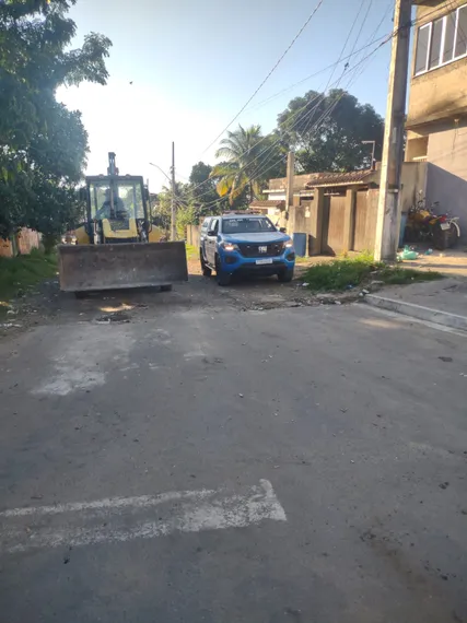 PM de São Gonçalo faz grande operação de retirada de barricadas em Guaxindiba