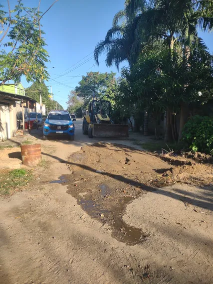 PM de São Gonçalo faz grande operação de retirada de barricadas em Guaxindiba
