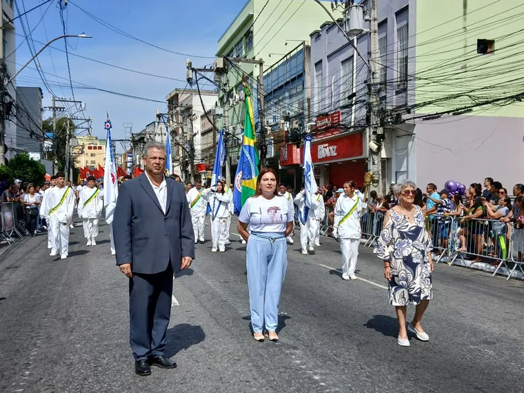 Parabéns, São Gonçalo! Município comemora aniversário de 135 anos com tradicional desfile no centro