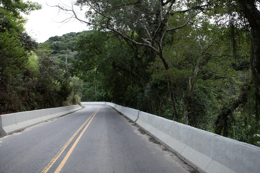 RJ-127 (Serra de Paracambi) será interditada entre os dias 20 e 25 para início da montagem de ponte na rodovia