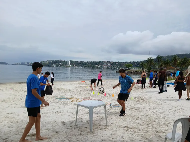 Universo participa de evento de Saúde e Esporte em ação social do 'Outubro Rosa', em Niterói